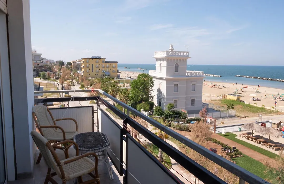 Hotel Re Leone-1